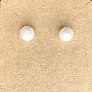 Authentic Freshwater Pearl Earring Studs